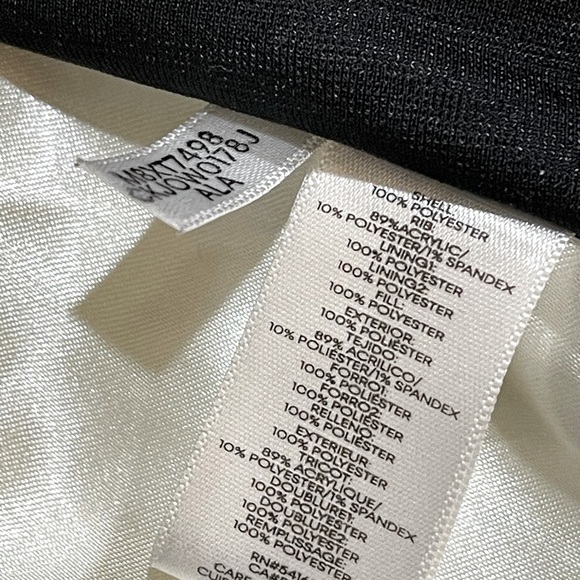 Calvin Klein puffer vest with black knit sides like new condition szM - Picture 6 of 6